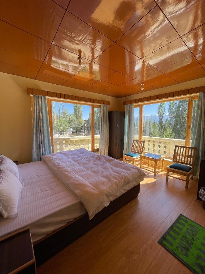 Hinjuma Guest House Leh Zewnętrze zdjęcie